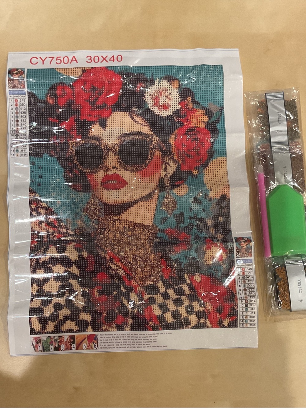 Diamond Art Portrait Canvas - Floral Sunglass Woman (30x40) NIB